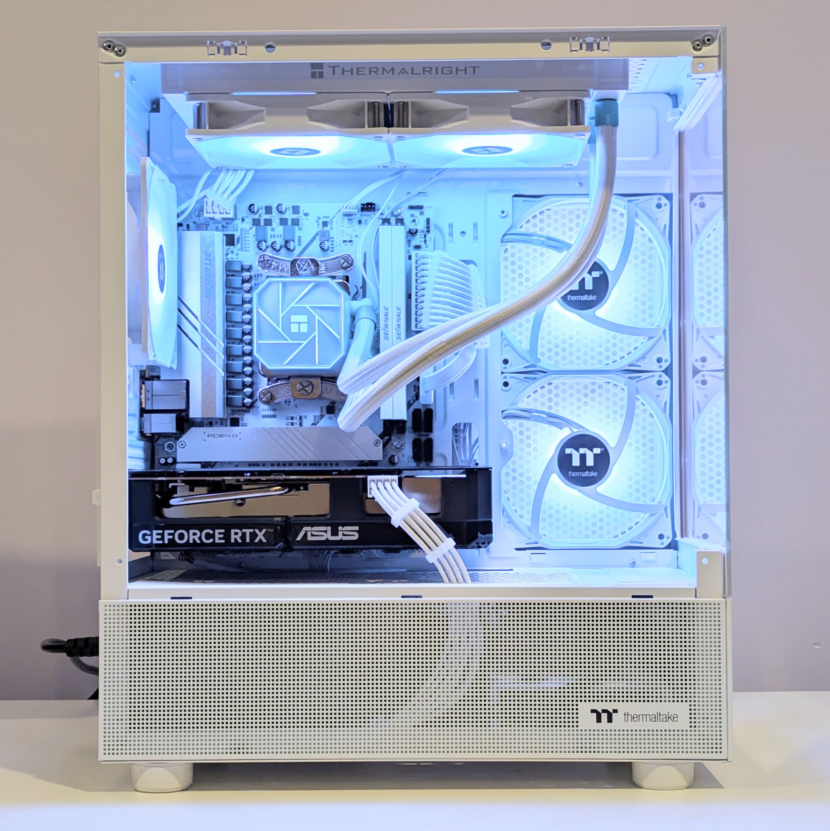 Flow - RTX 5060Ti, Ryzen 5, 32Gb Ram